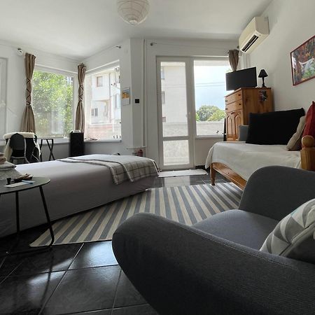 Modern Flat Near Downtown Plovdiv Apartman Kültér fotó